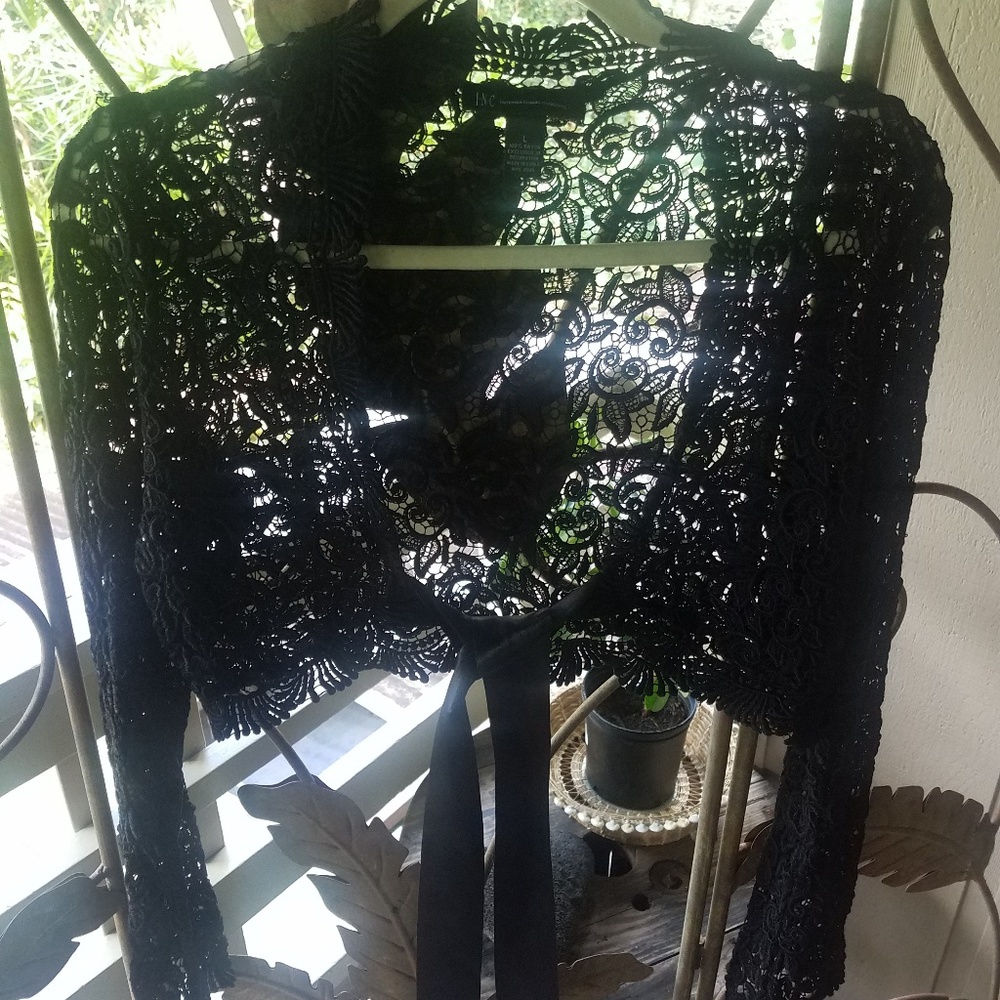 I.N.C black lace cropped cardigan